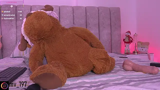 sara_lopee1's cam snapshot