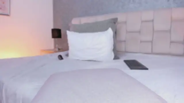 ah_mara_'s cam snapshot