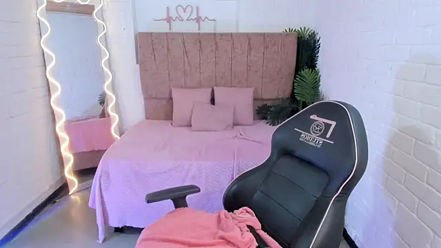 juanita_tay's cam snapshot