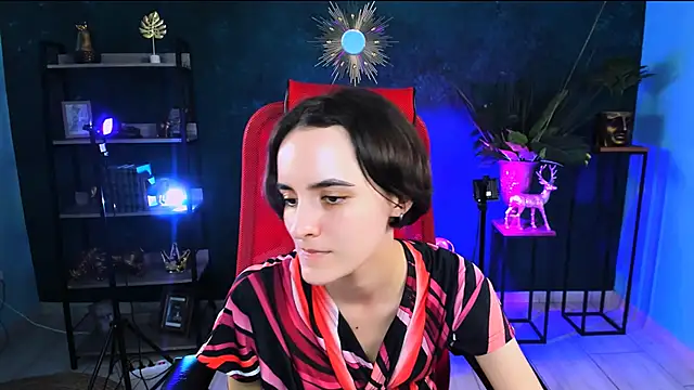 KateWillows's cam snapshot