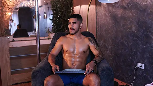 Reik_Vonn live sex cam