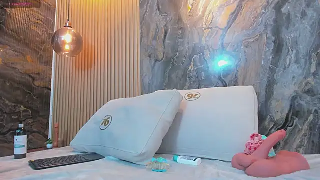 beca_winn's cam snapshot