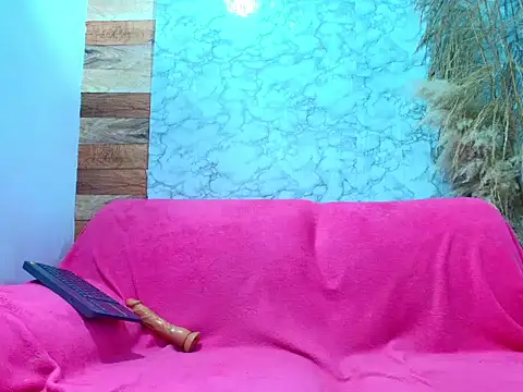 girls_cute's cam snapshot