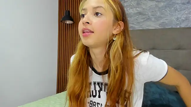 Isa_rouse1's cam snapshot