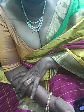 niiveditha's cam snapshot