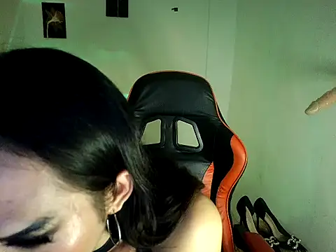 Savana_Maison's cam snapshot