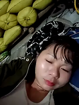 vangkt-cute live sex cam