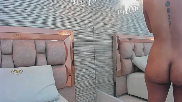 kathia_dumons live sex cam