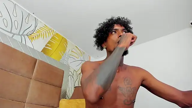 bigblackhotx1's web cam