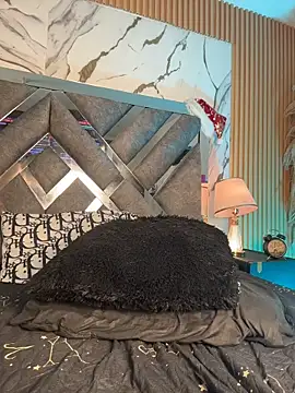 LylaLee111 live sex cam