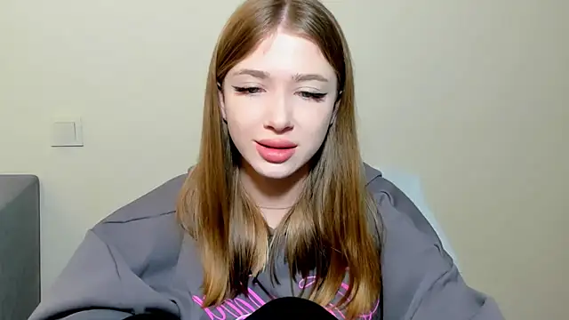 ElleLuv_'s cam snapshot