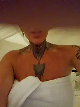 YourMommyBlair live sex cam