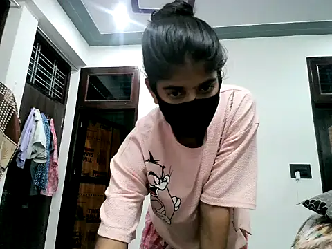 Aayusmatisharma's cam snapshot