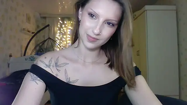 RuxaShade's cam snapshot