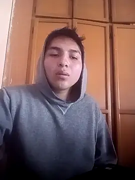 LoganFinds live sex cam