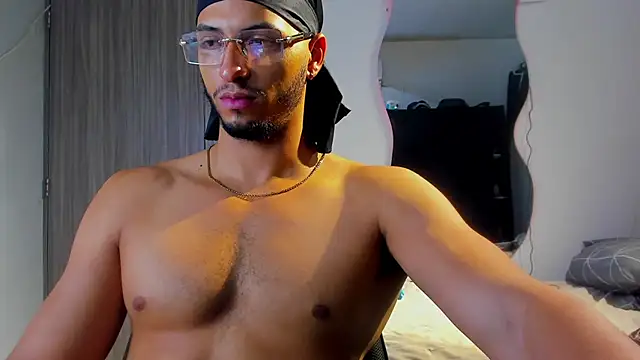 Kris_Khalifa69 live sex cam