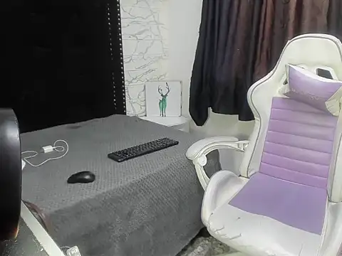 ShanayaKops's cam snapshot