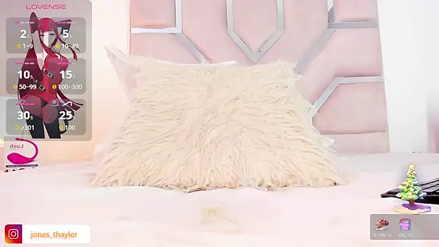 Thayler_jones's cam snapshot