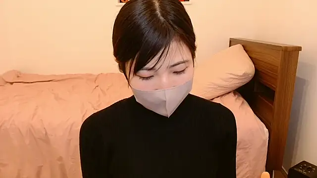 mayumichan13 live sex cam