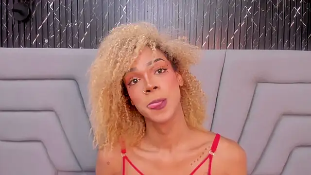 NaomiSteward live sex cam