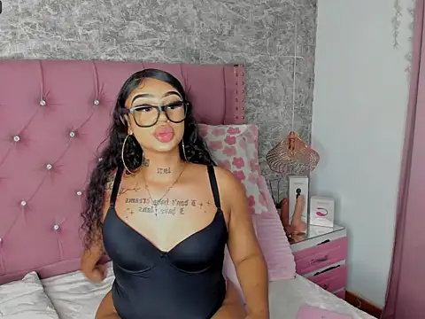 Mia_Jansen live sex cam