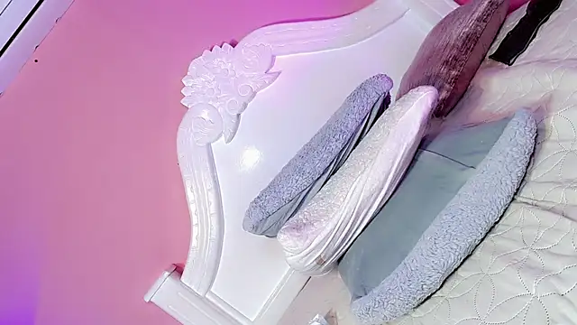 ClaudiaSophia live sex cam