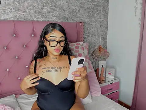 Mia_Jansen's cam snapshot