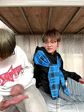 KK-cuteboy's cam snapshot