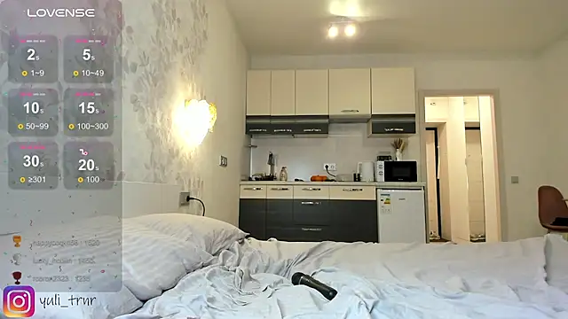 July_Terner live sex cam