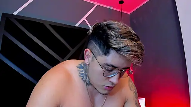 ArturFrostt's cam snapshot