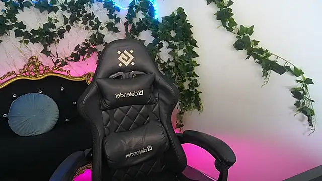 CharmMocco's cam snapshot