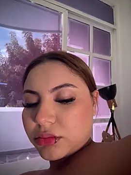 Beella1_'s cam snapshot