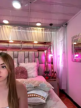 Katalina_Evans's cam snapshot