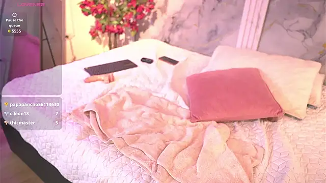 vicky_lopez's cam snapshot