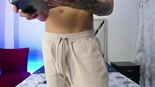 wyatt_3's cam snapshot