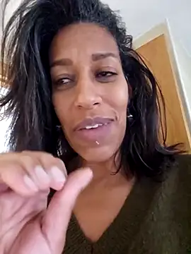 Goldenlace live sex cam