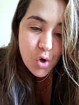 iviiiiiiiiiii's cam snapshot