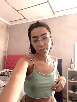 Yani-14's cam snapshot