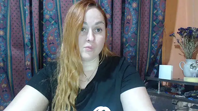 Foxy_Kate3333's cam snapshot