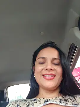 CataleyaRusso's cam snapshot