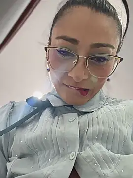 _Bella-Office1's cam snapshot