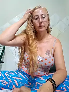 MILEIDE980's cam snapshot