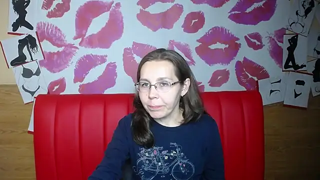 DaisyEdit's cam snapshot