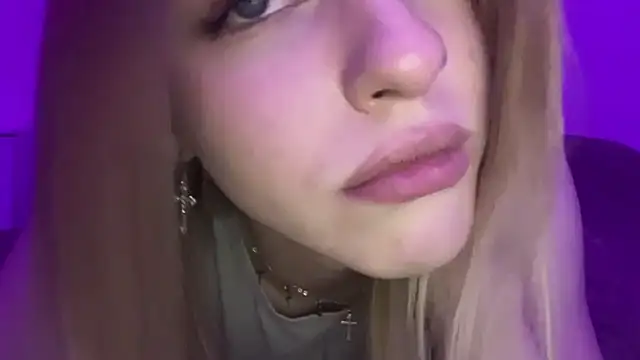 AzoticBasics's cam snapshot