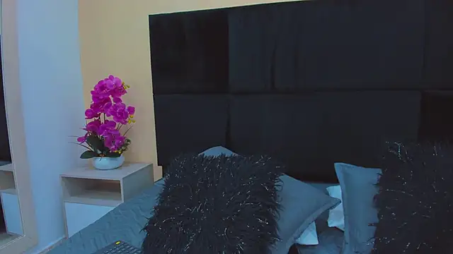 MaddyCrofft's cam snapshot