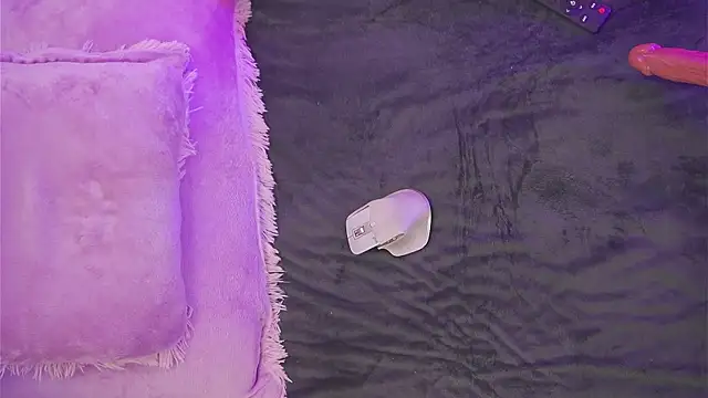 tu_julieta_gh's cam snapshot