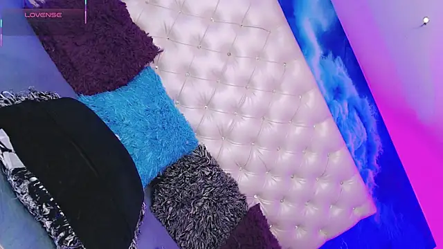 Milla_Star_ live sex cam