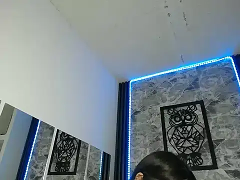 Isa_hot_97's cam snapshot