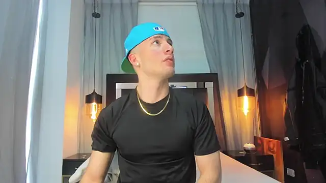 HunterHeat_ live sex cam