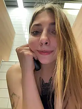 Sunny___Bunny live sex cam
